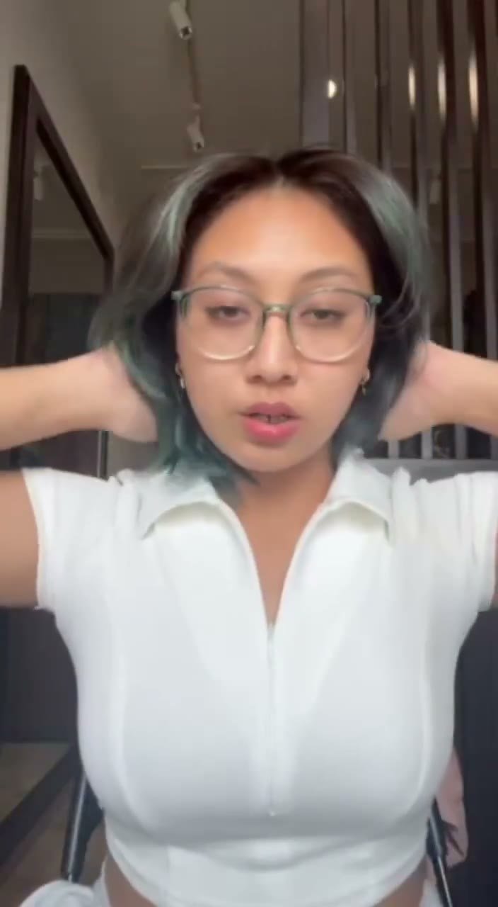 Mama muda lagi pengen